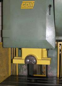 Goiti_press_crop_8122.jpg